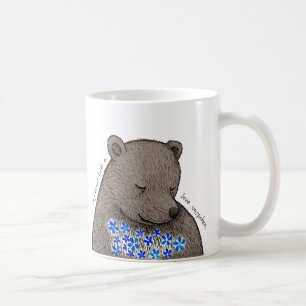 Scheuer Bär mit blauen Blumen Ungesagte Liebe Kaffeetasse