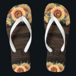 Scheunen-hölzernes Land-rustikale Flip Flops<br><div class="desc">Scheunen-hölzernes Land-drehen rustikale Maurer-Glas-Sonnenblume die Reinfälle um -,  die mit einem hölzernen Hintergrund und Sonnenblumen der rustikalen Scheune verziert werden. Gebrauch für Brautpartygeschenke,  Weihnachtsgeschenke und mehr.</div>