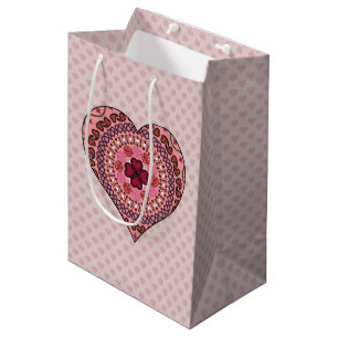Schichten der Herzbeutel Mittlere Geschenktüte