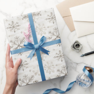 Schicke Creme Graue Schneeflocken Weihnachten Geschenkpapier