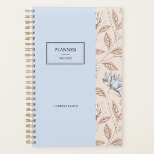 Schicke elegante staubblaue rosafarbene Blume Must Planer