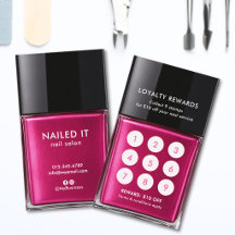 Schicke rosa Nagellackflasche Nagelsalon