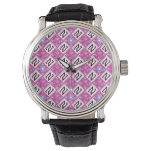 Schickes rosa geometrisches Alphabet Anfangsbuchst Armbanduhr