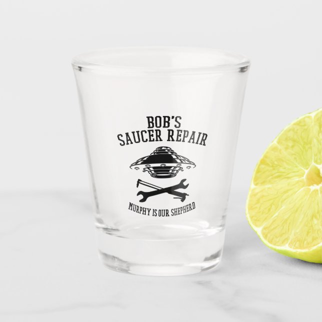 Schiebeglas mit dem Saucer-Reparaturlogo des schwa Schnapsglas (Vorderseite)