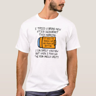 Schieben Sie das untere, sonnige Hemd nach oben T-Shirt