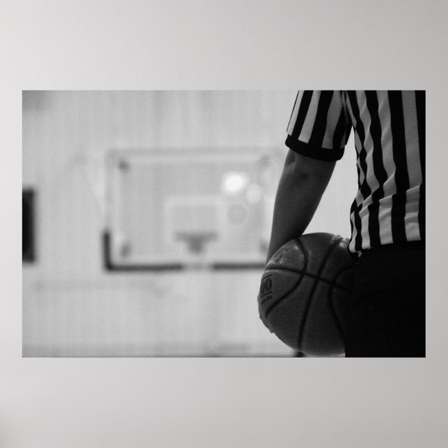 Schiedszeit (Basketball) Schwarz-Weiß-Post Poster (Vorne)