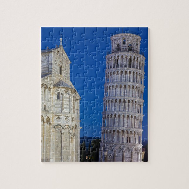 Schiefer Turm in Pisa (Vertikal)
