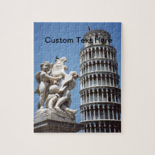 Schiefer Turm von Pisa mit Cherub Statue