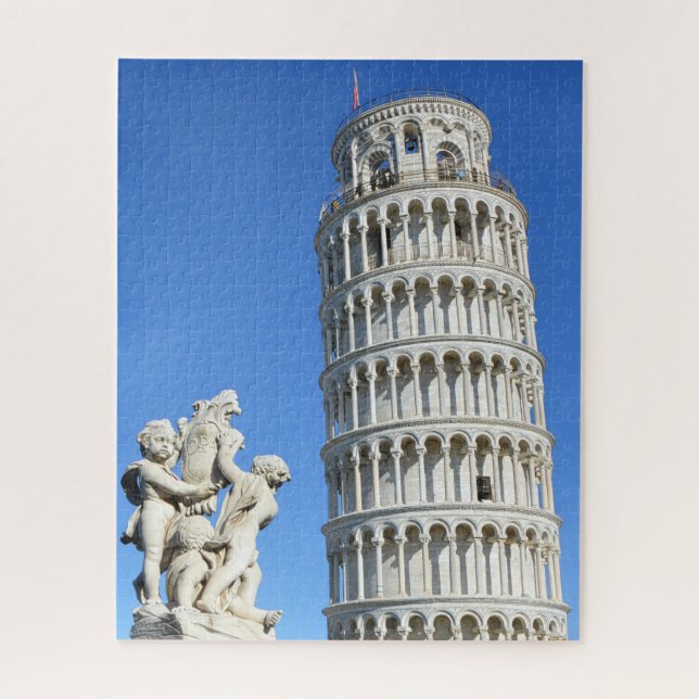 Schiefer Turm von Pisa und Putti (Vertikal)