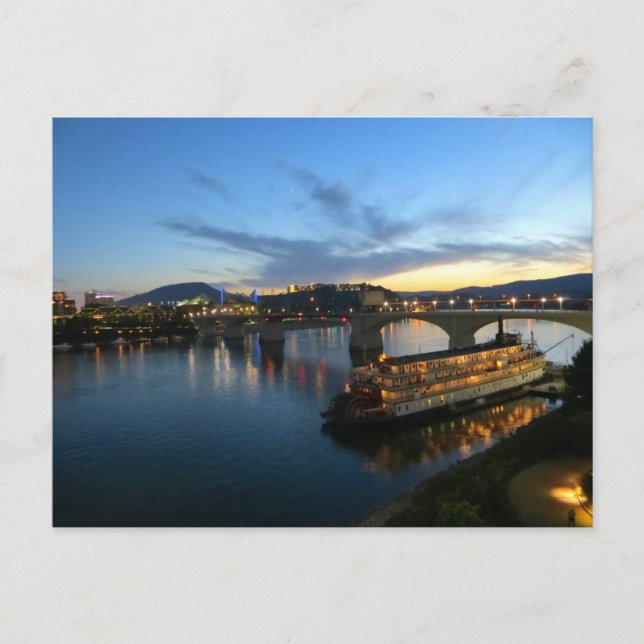 Schiff am Fluss Postkarte (Vorderseite)