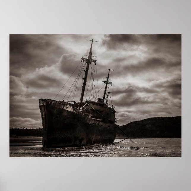 Schiff am Strand von Cabo san pablo Poster (Vorne)