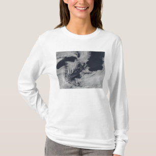 Schiffswellenförmige Wolken im Südindischen Ozean T-Shirt