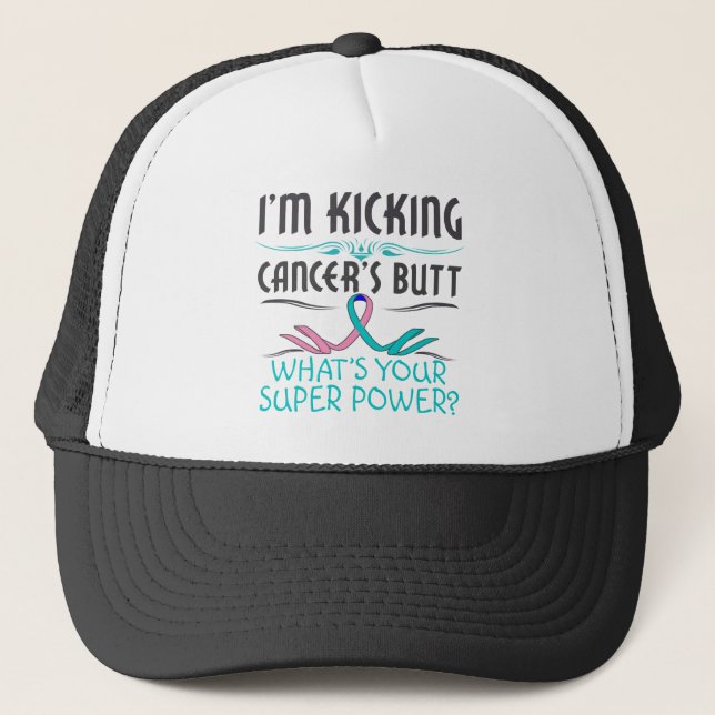Schilddrüsenkrebs Kicking Cancer Hintern Super Pow Truckerkappe (Vorderseite)