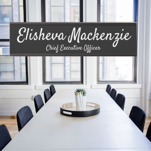 Schilder für die schwarze und weiße Bürotür Name P