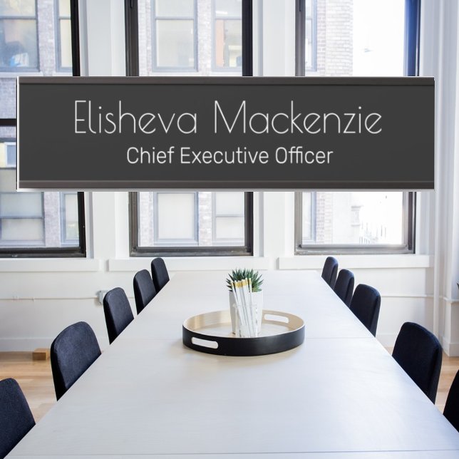 Schilder für die schwarze und weiße Bürotür Name P (Von Creator hochgeladen)