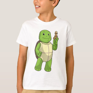 Schildkröte beim Schachspiel mit Schachfigur Bauer T-Shirt