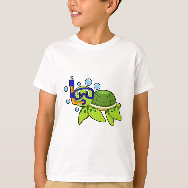Schildkröte beim Tauchen mit Schnorchel T-Shirt (Vorderseite)