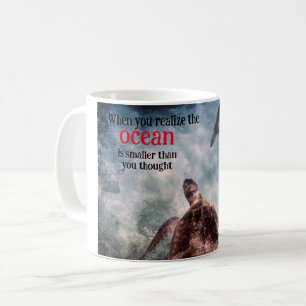 Schildkröte und Seelöwe unter Wasser Kaffeetasse