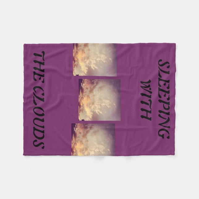 SCHLAFEN MIT WOLKEN-FLEECE-DECKE FLEECEDECKE (Vorderseite (Horizontal))