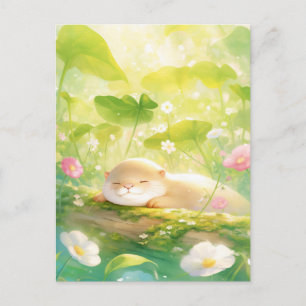 Schlafender Otter auf einem moosigen Sommerstamm Postkarte