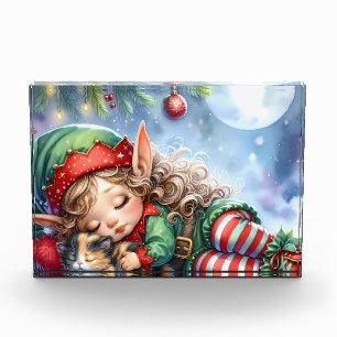 Schlafender Weihnachtself mit Calico-Kätzchen Fotoblock