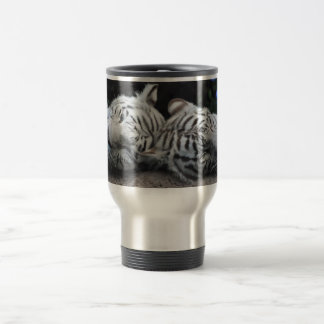Schlafentiger Reisebecher