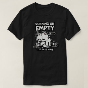 Schlafkatze Kaffee Humor Design bei schwacher Batt T-Shirt