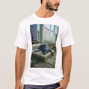 Schläfriger Hund T-Shirt