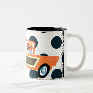 Schlagen der offenen Straße 4 Zweifarbige Tasse