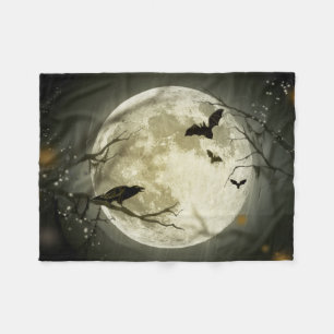 Schläger fliegen Krähe sitzt vor Vollmond Fleecedecke
