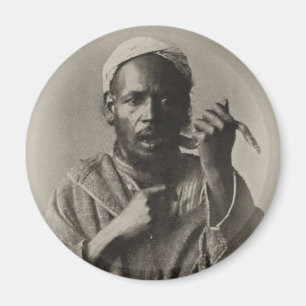 Schlangenbeschwörer in Tanger, Marokko, 1913 Magnet