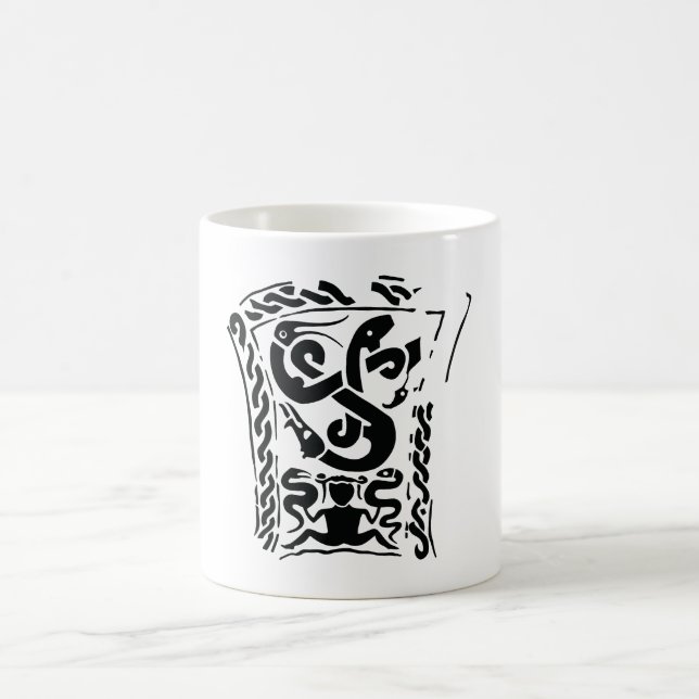 Schlangenhexe Wikingerstein von Gotland Kaffeetasse (Mittel)