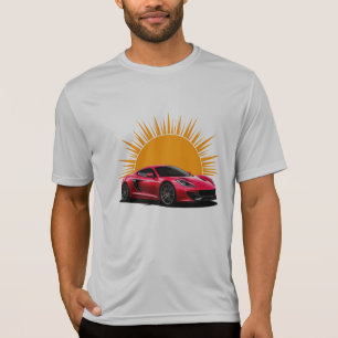 Schlankes Sportauto vor lebendigem Sonnenuntergang T-Shirt