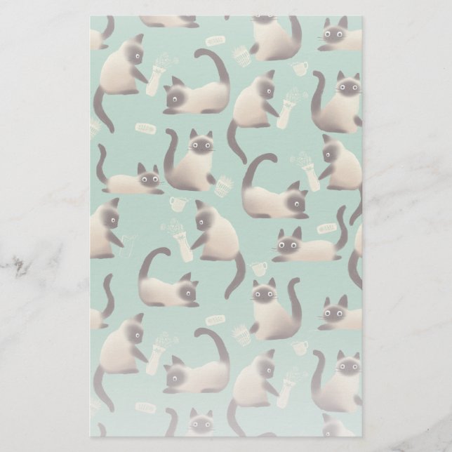 Schlechte siamesische Katzen klopfen über Briefpapier (Vorderseite)