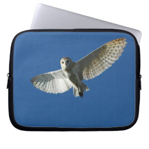 Schleiereule im Tagesflug Laptopschutzhülle
