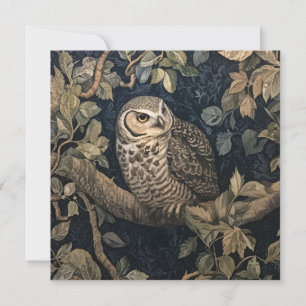 Schleiereule im Wald im Stil von William Morris Einladung