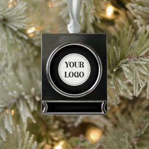 Schlicht, modern, poliert und anpassbar. Banner-Ornament silber