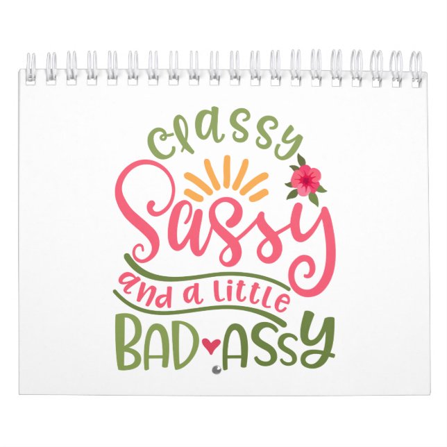Schlichte Sassy und ein kleines böses, versautes M Kalender (Titelbild)