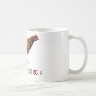 Schließen Sie das Gluckern Kaffeetasse