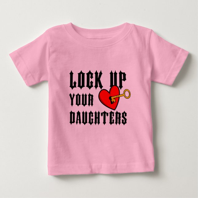 Schließen Sie oben Ihr Töchter Babyt-stück Baby T-shirt (Vorderseite)