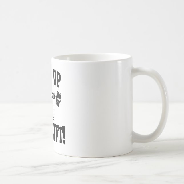 Schließen Sie und heben Sie Weightlifting an Kaffeetasse (Rechts)