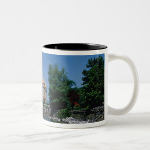 Schloss Chillon, Genfersee, Kanton Waadt, Zweifarbige Tasse