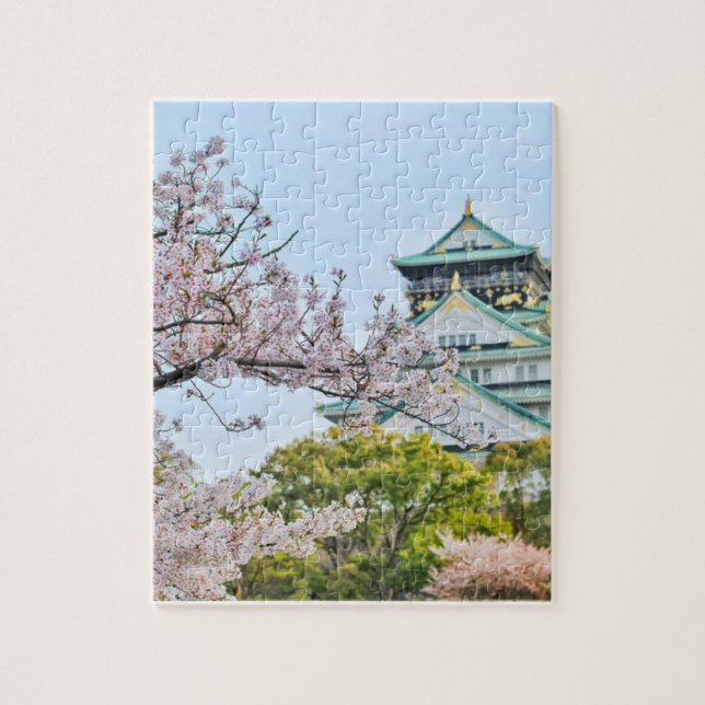 Schloss Himeji mit Kirschblüten (Vertikal)