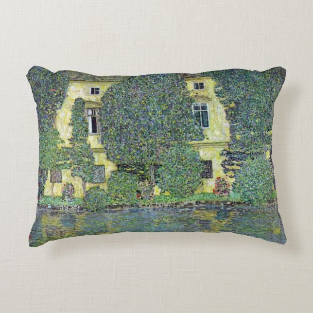 Schloss Kammer am Attersee III von Gustav Klimt Zierkissen (Vorderseite)
