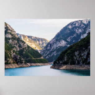 Schlucht des Flusses Piva im Norden Montenegros. Poster