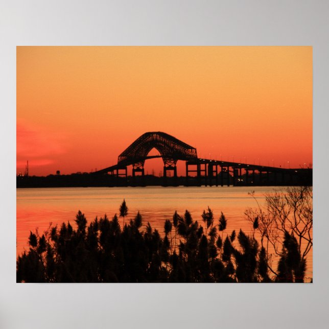 Schlüsselbrücke durch das Marsh Sunset Poster (Vorne)