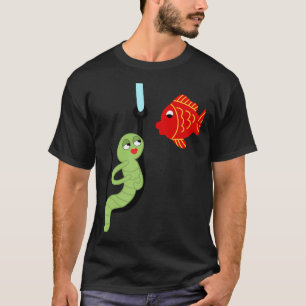 Schmachtender Wurm an einem Haken T-Shirt