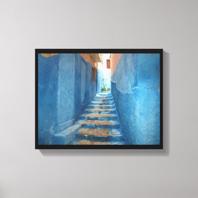 Schmale blaue Treppe in Marokko Leinwanddruck (Vorderseite)