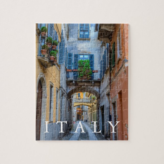 Schmale Stadtstraße, Italien (Vertikal)