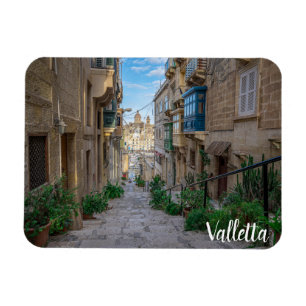 Schmale Steine Straße in Malta Magnet